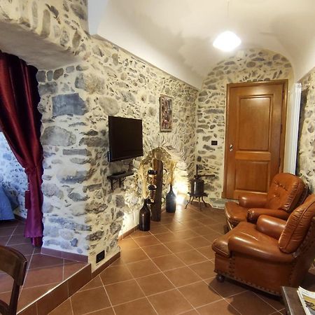 Casa Bertagna Apartment Rocchetta Nervina ภายนอก รูปภาพ